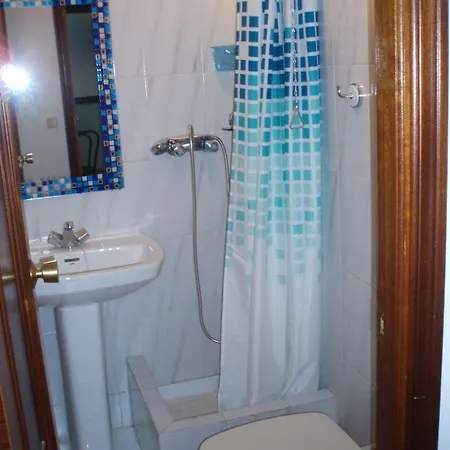 Spacious 3 Minutes From The On Foot